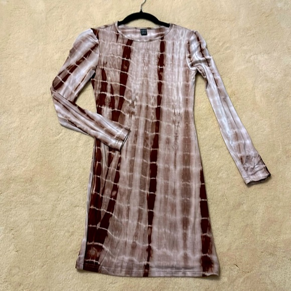 SHEIN Dresses & Skirts - Stunner  mini dress